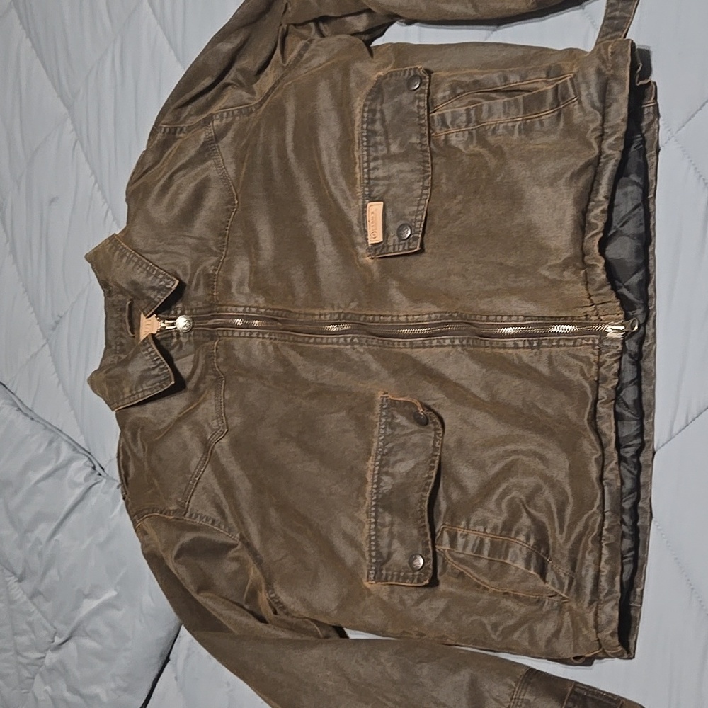 Mens size medium Outback Trading Company Landsman jacket.
